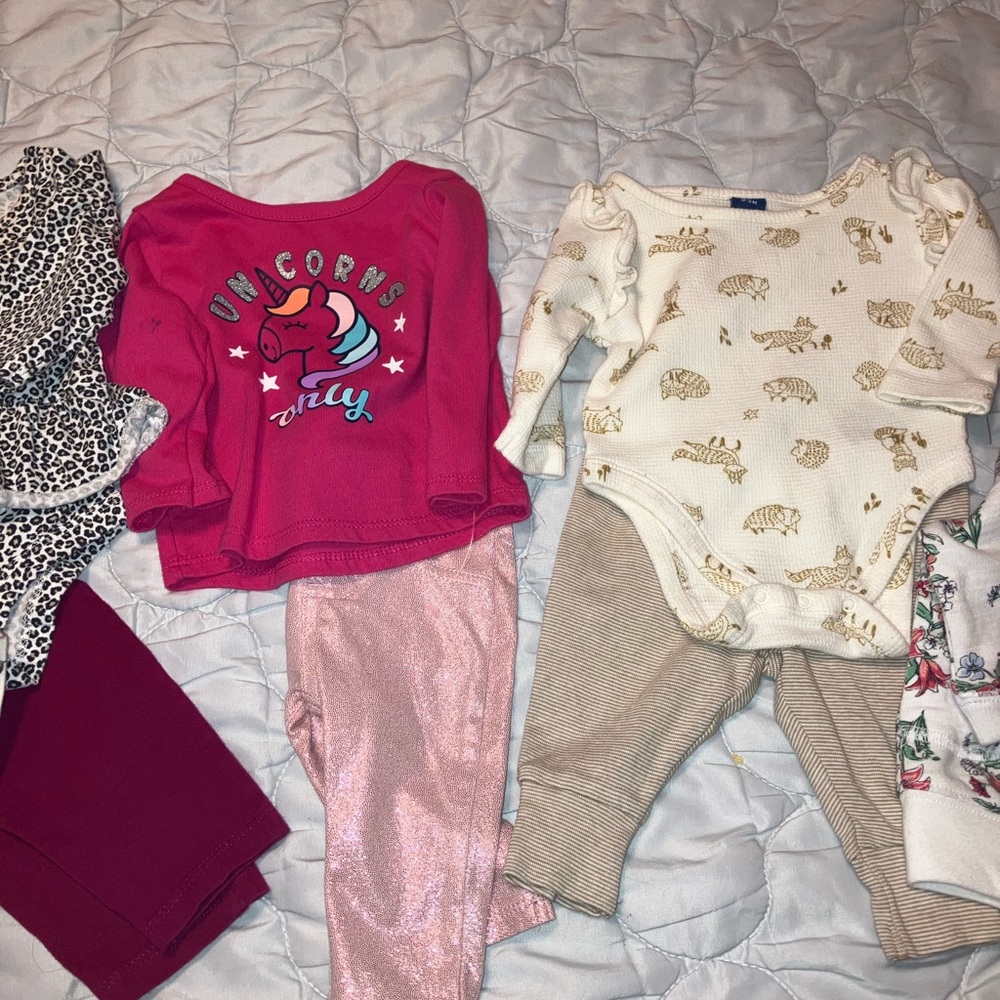 Lot of Baby Girls size 3 month Fall/Winter Clothing - Picture 3 of 5